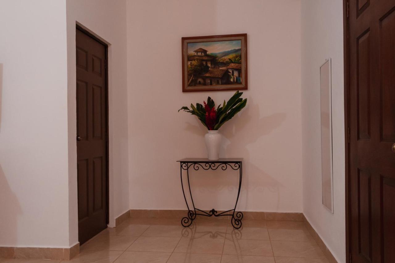 Hotel Boutique Victoria Moyogalpa Bagian luar foto