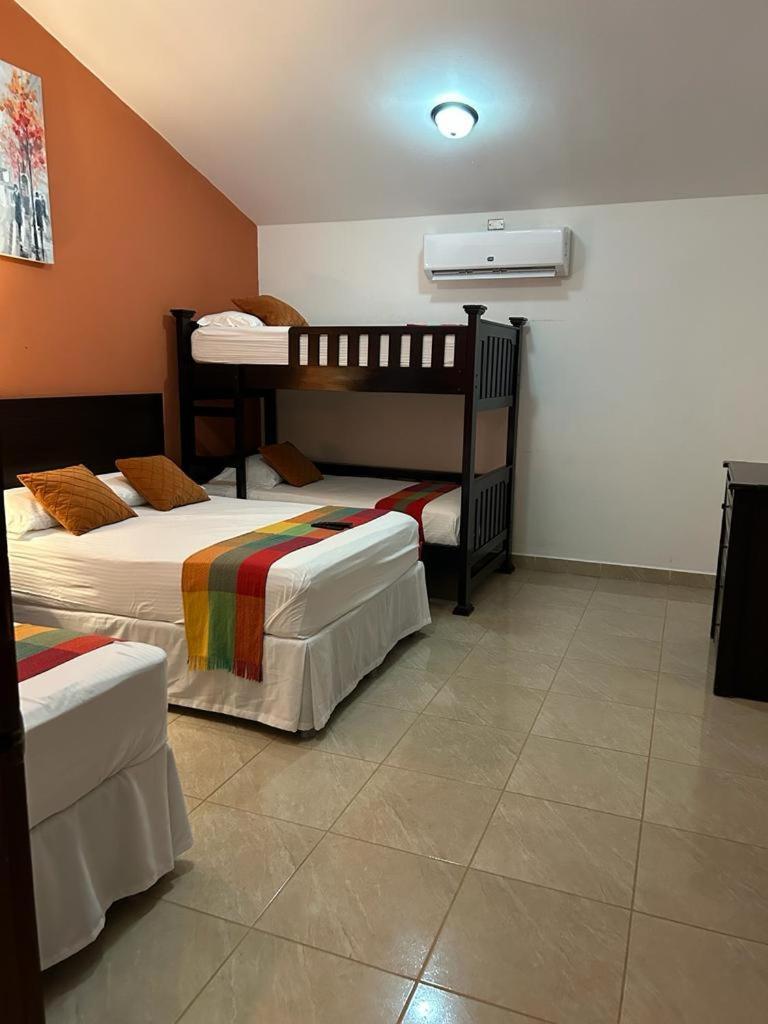 Hotel Boutique Victoria Moyogalpa Bagian luar foto