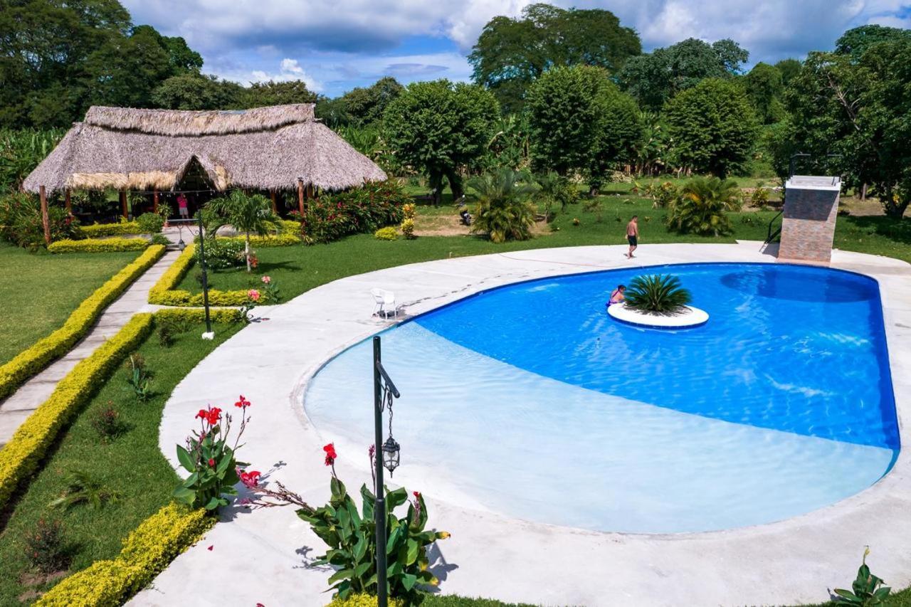 Hotel Boutique Victoria Moyogalpa Bagian luar foto